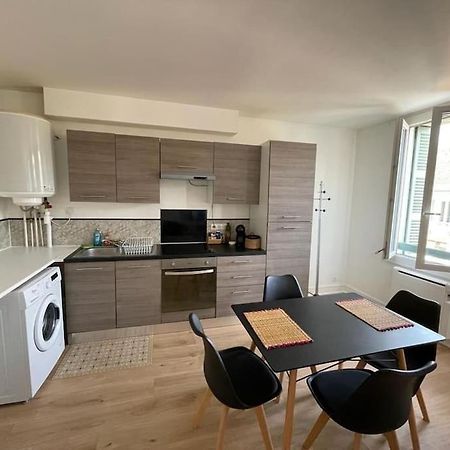 Appartement Avec Terrasse, Parking Gratuit Périgueux Eksteriør billede