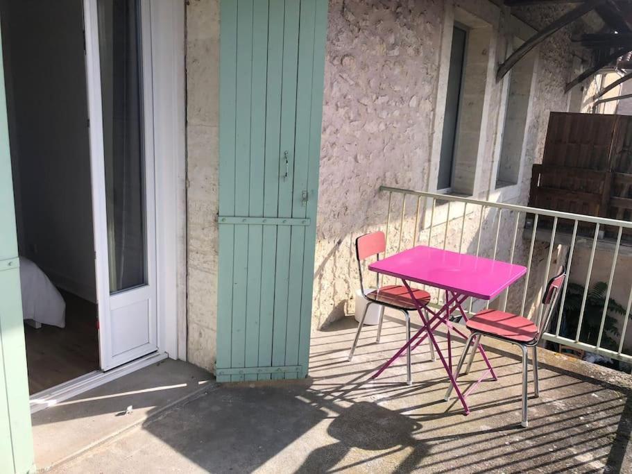 Appartement Avec Terrasse, Parking Gratuit Périgueux Eksteriør billede